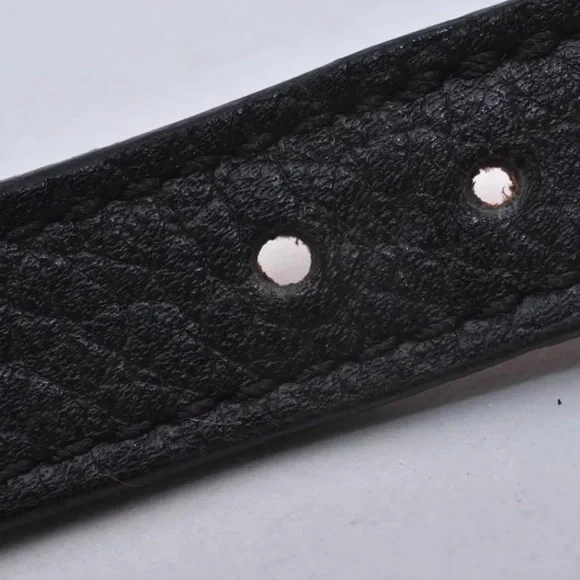 Louis Vuitton Luxury Bracelet - Picture 9 of 10